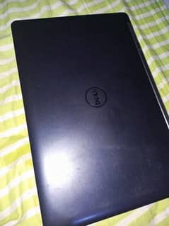 Dell Laptop for sale 3rd generation 752gb hard 8 gb ram