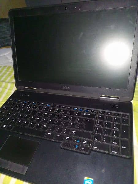 Dell Laptop for sale 3rd generation 752gb hard 8 gb ram 2