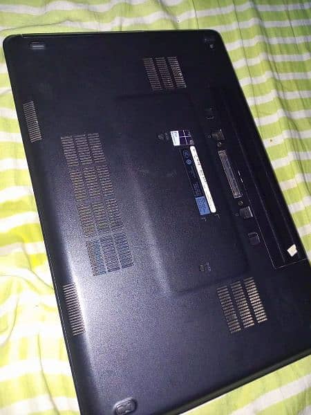 Dell Laptop for sale 3rd generation 752gb hard 8 gb ram 3