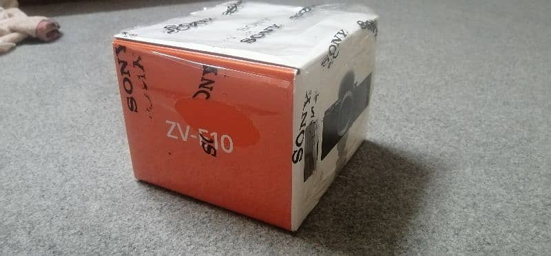 SONY ZV E 10  CONDITION GURANTEE 100% 3