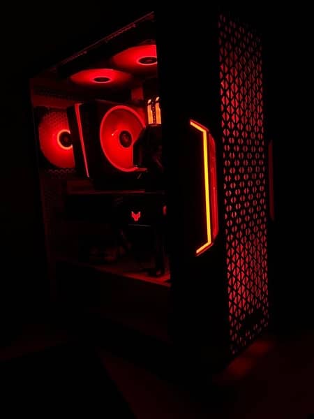 Xpg Stalker Air Mid tower gaming chassis 1