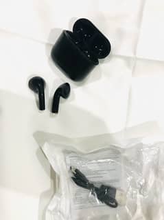 air pods pro 5 available (used)