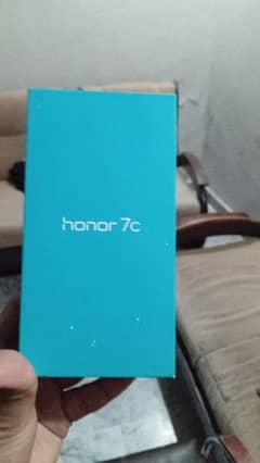 huawei honour 7c  used 3gb ram 32gb momery