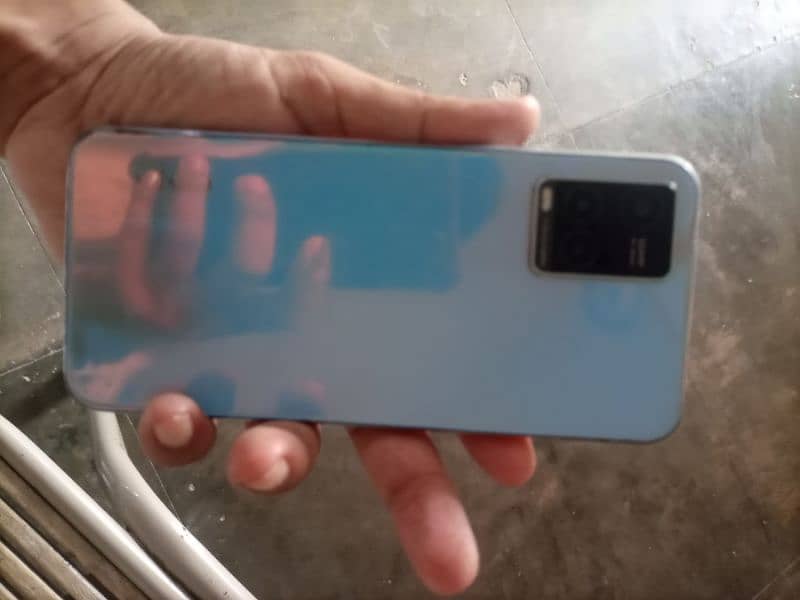 vivo y 33s 8 /128 26000 3