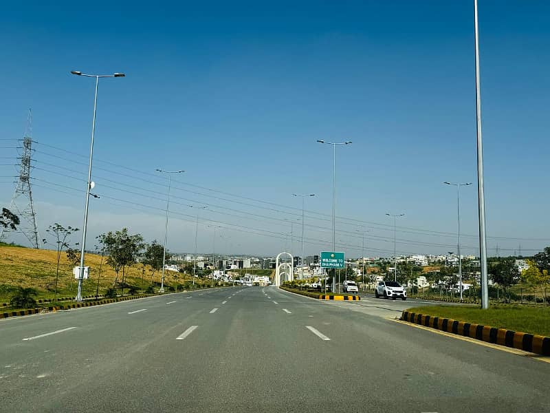 Prime 26 Marla Plot for Sale in Sector B, DHA Phase 3 Islamabad Top Location, South-Facing with Stunning Views! 1