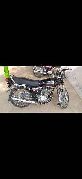 I want sale my honda 125 good condition 2