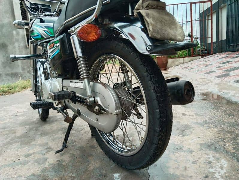 Honda CG125 Model 2023 Registered All Punjab Biomatric Available 4