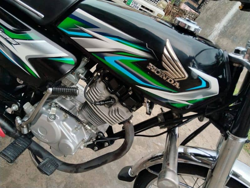 Honda CG125 Model 2023 Registered All Punjab Biomatric Available 5