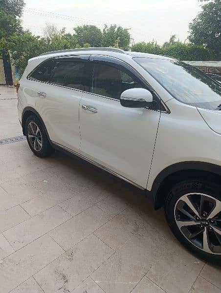 Kia sorento 3.5 V6 full options 1st owner Car For Sale 4