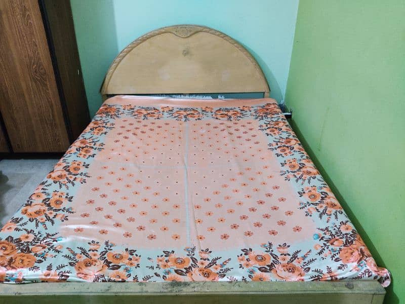 Double bed for sale 0