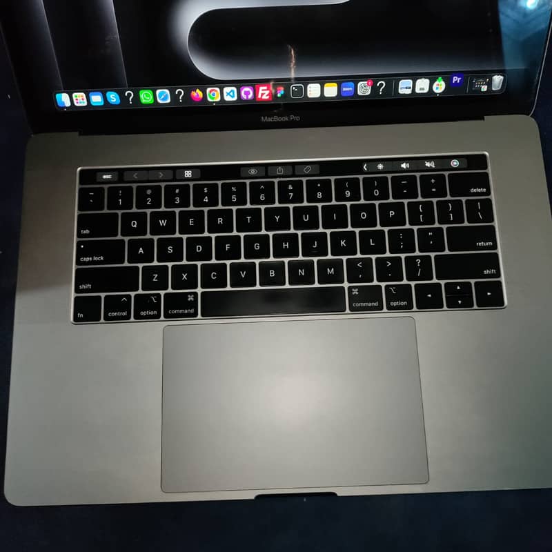 MacBook Pro 2019 Core i9 32/1TB Slightly Used For Sale 2