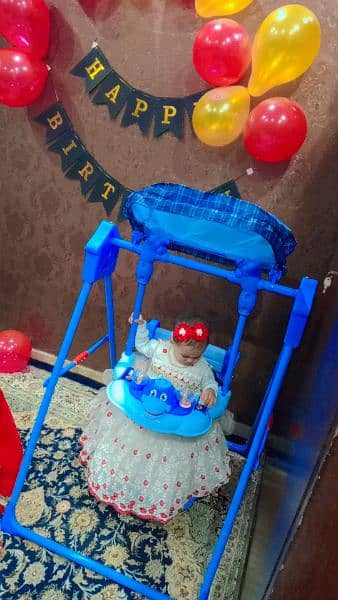 baby swing best condition new 1