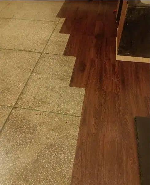 Pvc Vinyl Floor Tiles/Wood Tiles. 1