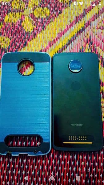 MOTO Z2 4/64 SCREEN BLACK DOT NO ISSUE  PTA APPROVED ALL OK 0