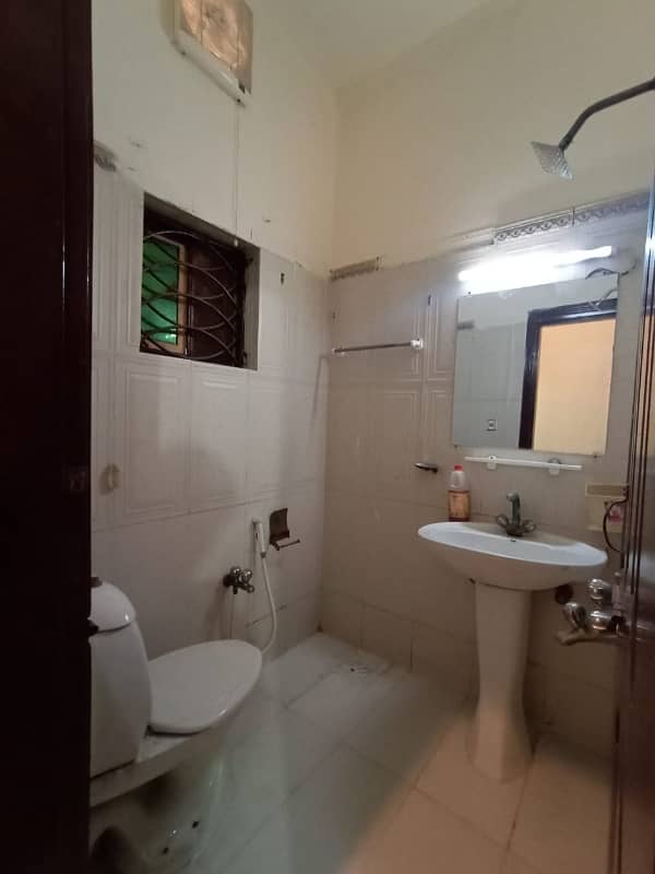 Upper Portion With Mumty Available For Rent In E-11 11