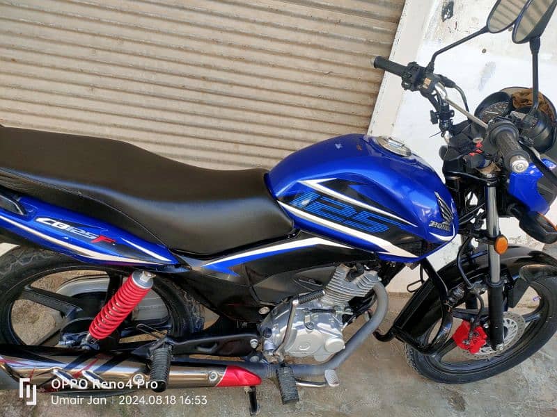 Honda CB 125f Peshawar registered remote control all ok condition 4