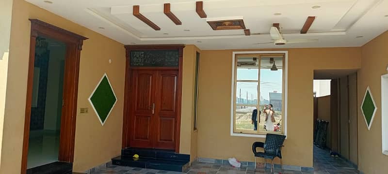 10 MARLA BRAND NEW HOUSE AVAILABLE FOR SALE IN LDA AVENUE 1