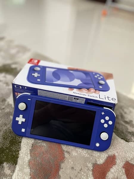 Nintendo switch Lite 5