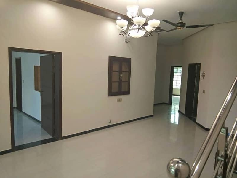 30*70 Beautiful House For Sale . Modern Design , Used Condition. 8