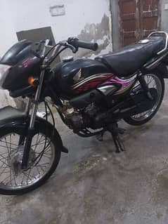 Hero Honda CD 100 for Sale - Reliable & Fuel-Efficient Commuter Bike