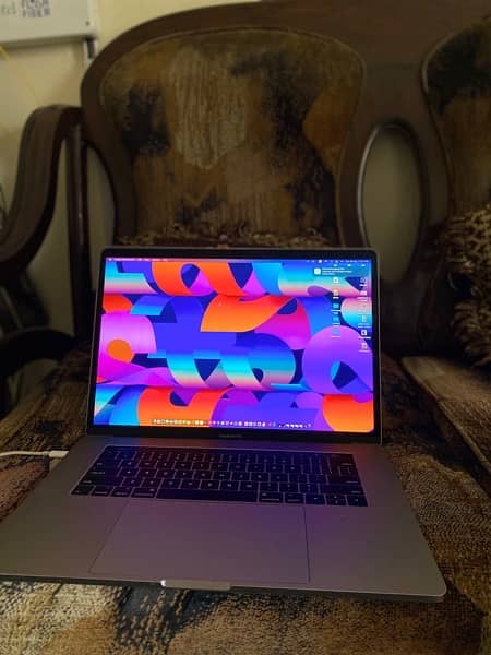 Macbook Pro 2017 15 Neat Condition 0