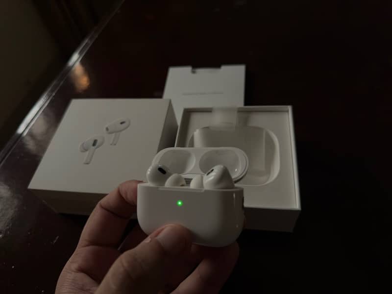 Apple Airpods Pro 2nd Generation 1