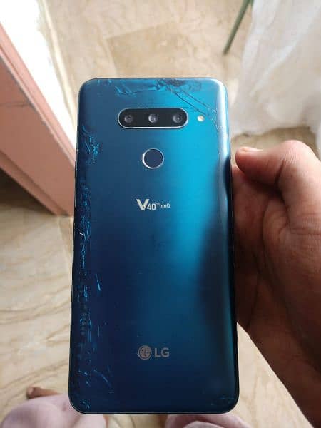 LG V40 THINQ Gaming phone non pta 3