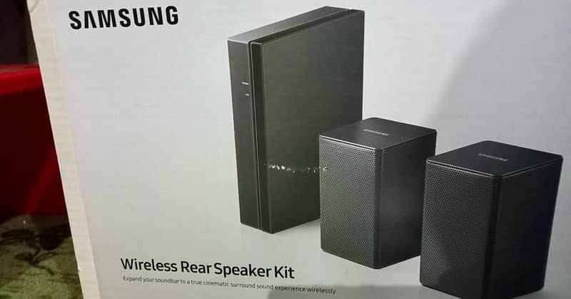 Samsung Soundbar 5.1 Wireless Woofer and Wireless Rear speakers 6