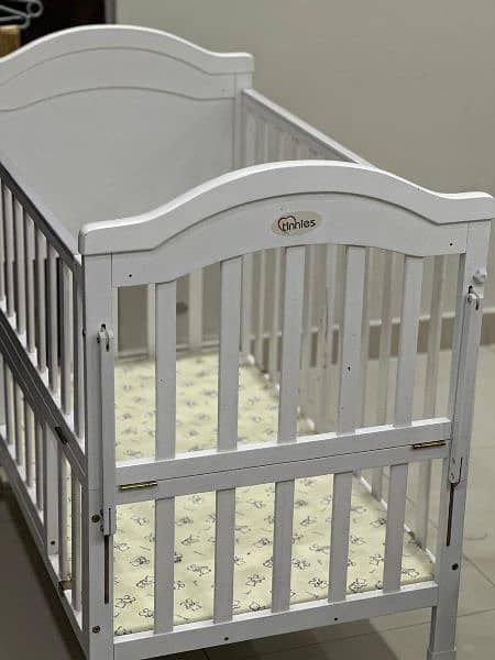 tinnies Baby Cot / Baby Bed 6