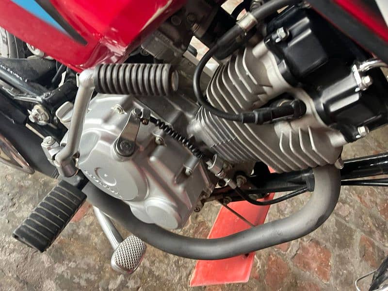 Honda 125 2024 3