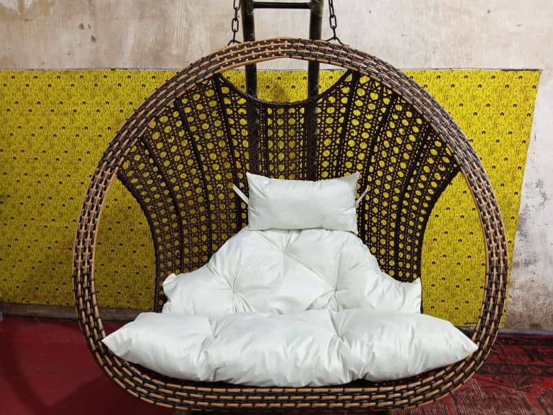 Brand New Outdoor Rattan Swing Available With Fast Home Delivery 4