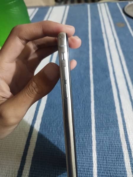 iPhone X 64 GB 2