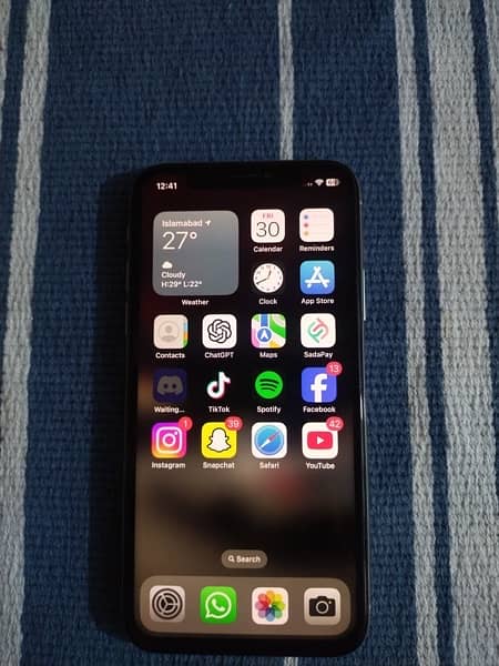 iPhone X 64 GB 3