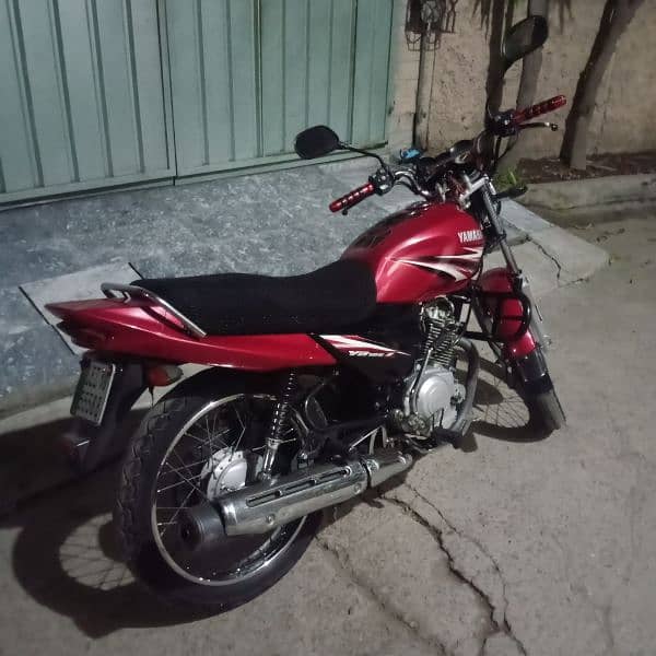 Yamaha YB 125Z Model 2018 12