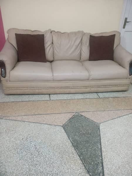 5 seater sofa 0