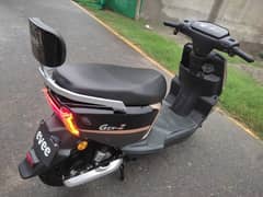 Evee Genzee Scooty for sale