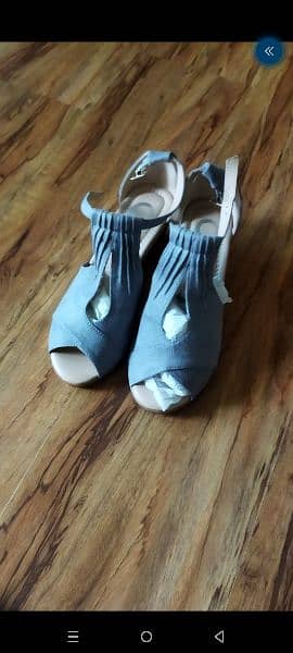 blue shoes 1