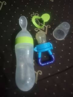 Baby Spoon feeder and fruit Pacifier