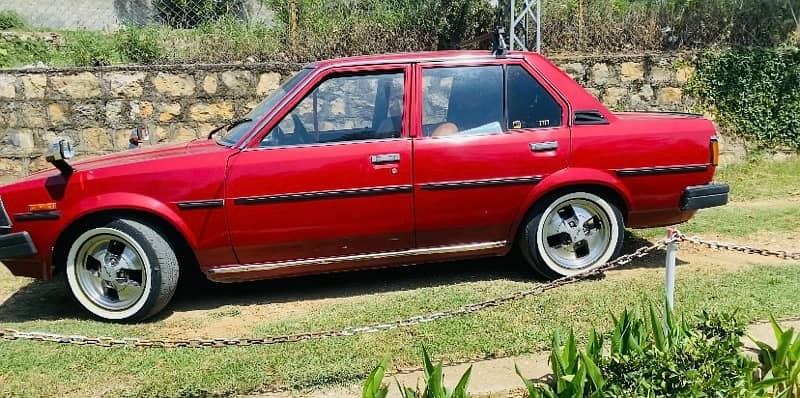 Toyota Corolla 2.0 D 1982 4