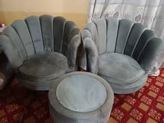 new brand jaheez sofa chairs for sell new condition with table