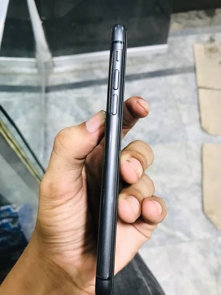 iPhone 11 non pta jv 4