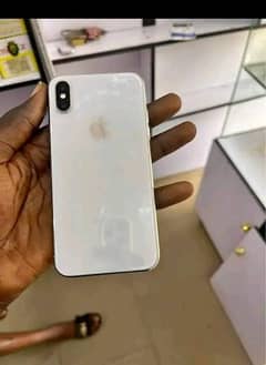 iPhone XS Max (128GB) - +92 306 9114290
+92 307 9086316