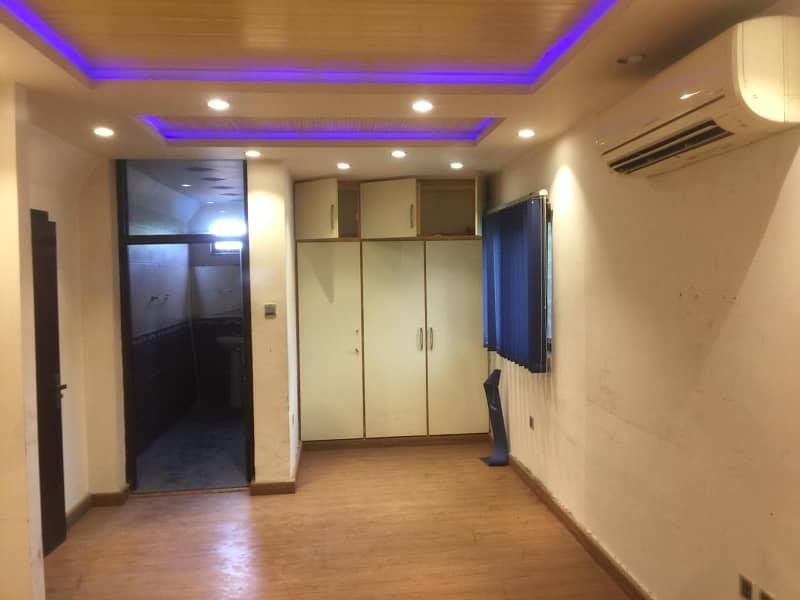 Two side Open 2 Kanal 7 Marla 6 bed with big Hall at Gulberg 3 5