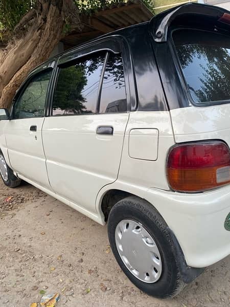 Daihatsu Cuore 2005 3