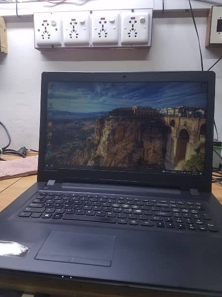 Lenovo Ideapad big Screen laptop 17 0