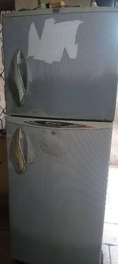 waves fridge for sale 0