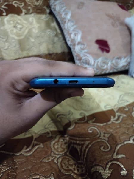 Infinix hot 9 play in good condition 8