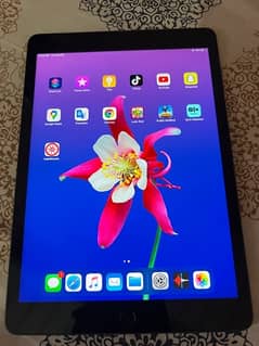 i Pad 7th Gen Lush condition 32 GB