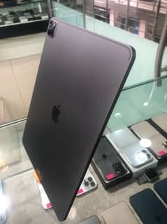 iPad m2 128 gb 12.9