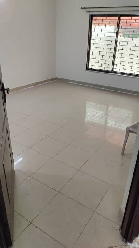 20 Marla House Fully Tiled 5 Bedrooms For Rent 13